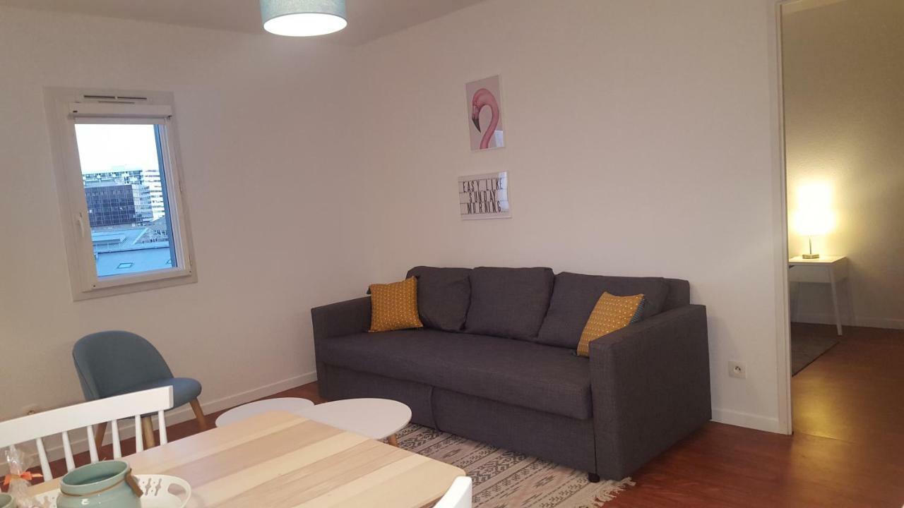 Appartement Sur L'Ile De Nantes - Place De Parking Gratuit Екстериор снимка